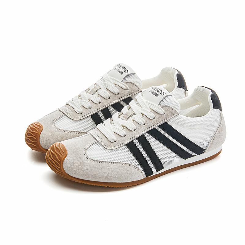 Мода 2025 новые женские кроссовки на плоской подошве Нескользящие дышащие женские тренировочные туфли Большого размера для бега и повседневной носки 43 чёрный
Мода 2025 новые женские кроссовки на плоской подошве Нескользящие дышащие женские тренировочные туфли Большого размера для бега и повседневной носки 43 чёрный