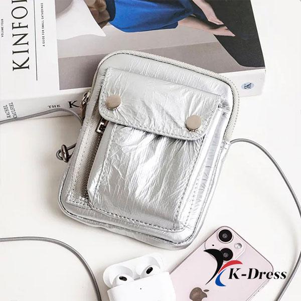 Міні-сумка через плече на блискавці (2 кольори) 14x17x3cm срібний
Міні-сумка через плече на блискавці (2 кольори) 14x17x3cm срібний