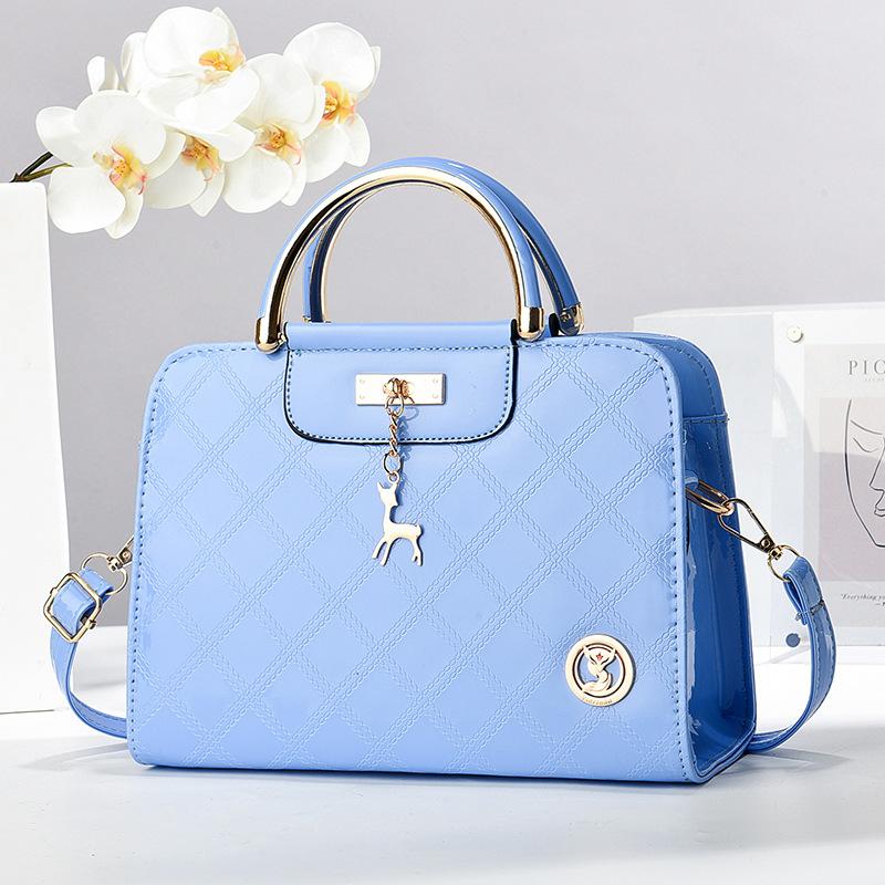 Women s bag Small square bag Solid color high-end handbag Versatile shoulder messenger bag 26*11*19 небесно-голубой
Women s bag Small square bag Solid color high-end handbag Versatile shoulder messenger bag 26*11*19 небесно-голубой
