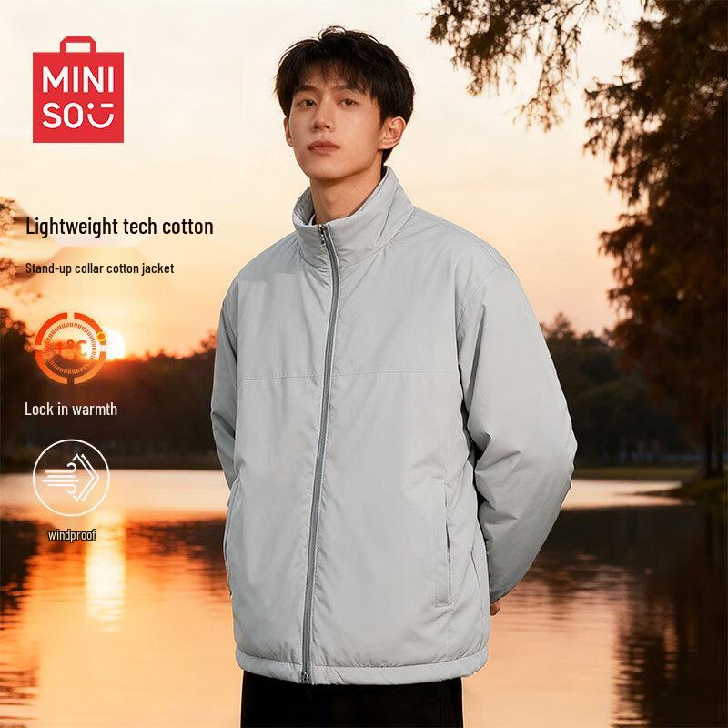 MINISO Men s American Style Padded Jacket M
MINISO Men s American Style Padded Jacket M
