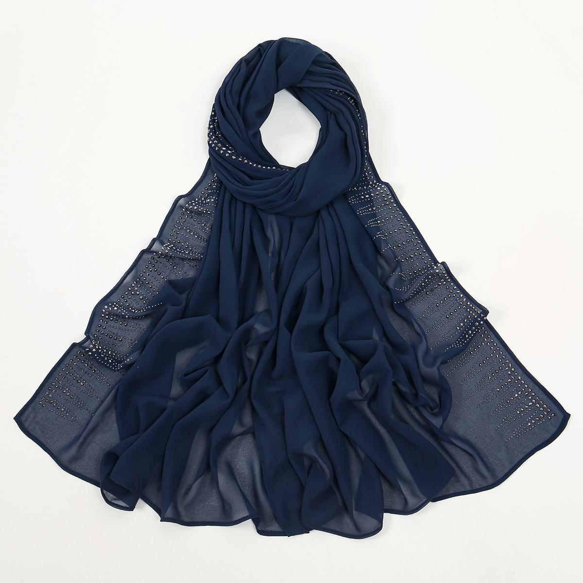 Блестящий шифоновый хиджаб со стразами, длинный шарф, исламские хиджабы, женские тюрбаны, повязка на голову, сверкающий шарф, модный аксессуар 175*70 см
Блестящий шифоновый хиджаб со стразами, длинный шарф, исламские хиджабы, женские тюрбаны, повязка на голову, сверкающий шарф, модный аксессуар 175*70 см