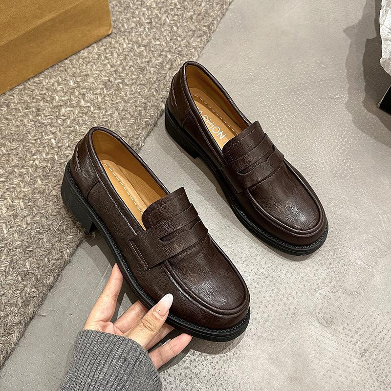 2025 Four Seasons One Pedal Love College Style British Style Small шкіряне взуття для жінок модне взуття на плоскій підошві одинарне взуття нове просте 40 коричневий
2025 Four Seasons One Pedal Love College Style British Style Small шкіряне взуття для жінок модне взуття на плоскій підошві одинарне взуття нове просте 40 коричневий