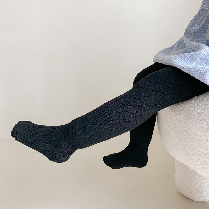 Детские вязаные однотонные удобные дышащие термолеггинсы для девочек плюс термоколготки с бархатной подкладкой, зима и осень S
Детские вязаные однотонные удобные дышащие термолеггинсы для девочек плюс термоколготки с бархатной подкладкой, зима и осень S