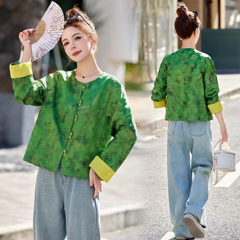 Spring new dignified and atmospheric design long-sleeved crew neck jacket S зелений
Spring new dignified and atmospheric design long-sleeved crew neck jacket S зелений