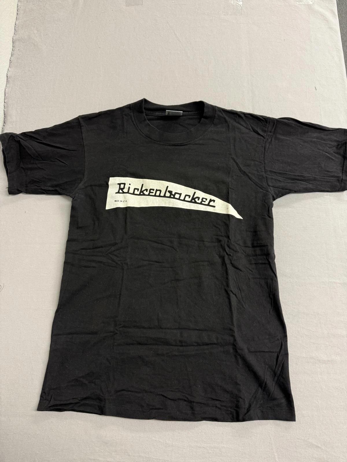 Vintage Rickenbacker Guitars T-shirt 1990s Made in USA - L XL
Vintage Rickenbacker Guitars T-shirt 1990s Made in USA - L XL
