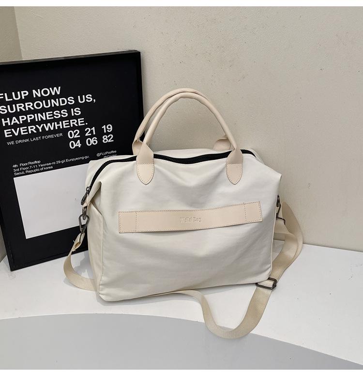 New Handheld Travel Gym Bag: Wet/Dry Separation, Perfect for Sports, Swimming, Short Trips, and Business Travel, Single Shoulder or Crossbody білий
New Handheld Travel Gym Bag: Wet/Dry Separation, Perfect for Sports, Swimming, Short Trips, and Business Travel, Single Shoulder or Crossbody білий