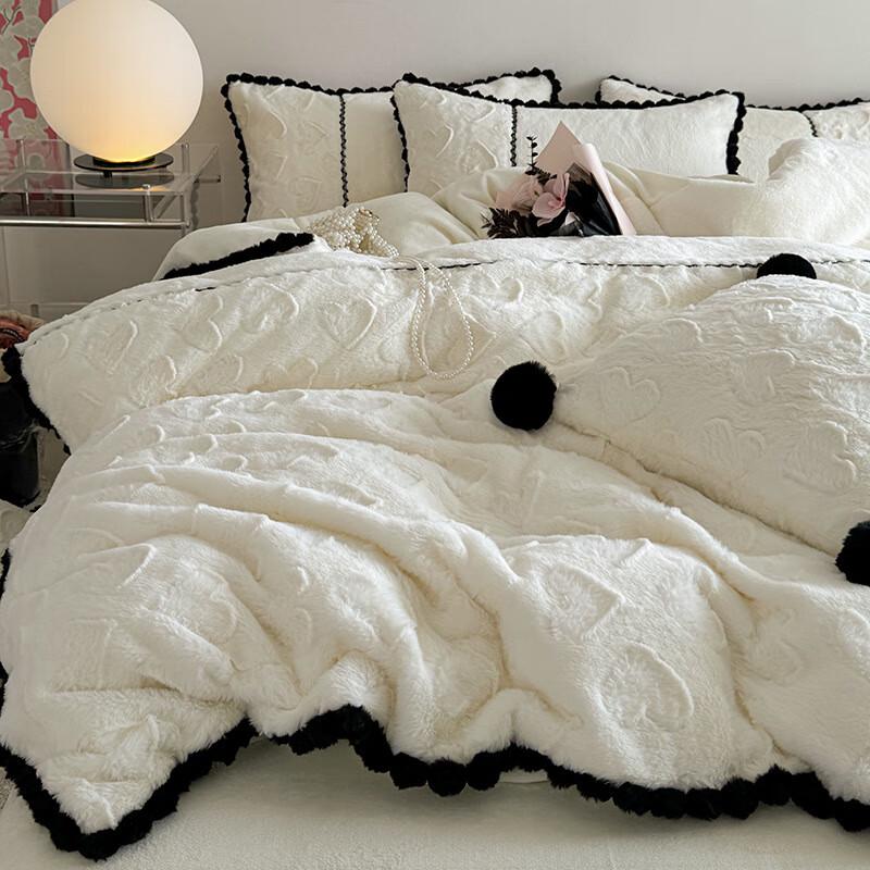 OEING Winter Warm Princess Bedsheet 1.2m
OEING Winter Warm Princess Bedsheet 1.2m