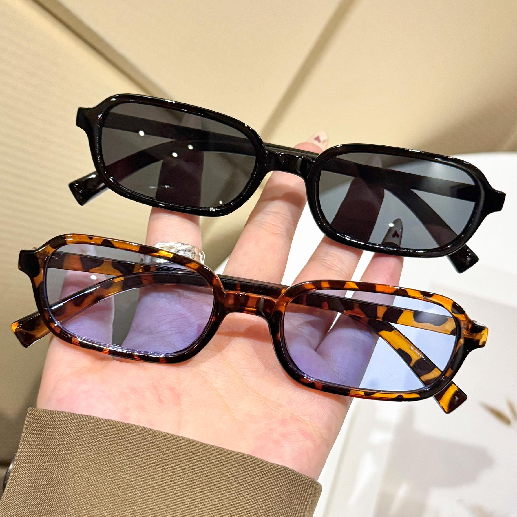 2Pcs Retro Fashion Women s Sunglasses Set, Exquisite Small Square Frames That Enhance the Appearance of the Face, Stylish
2Pcs Retro Fashion Women s Sunglasses Set, Exquisite Small Square Frames That Enhance the Appearance of the Face, Stylish