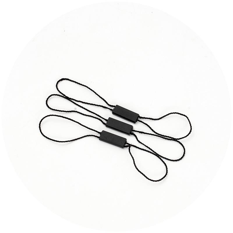 Square Double-Buckle Hang Tags for Clothing with Insert Rope
Square Double-Buckle Hang Tags for Clothing with Insert Rope