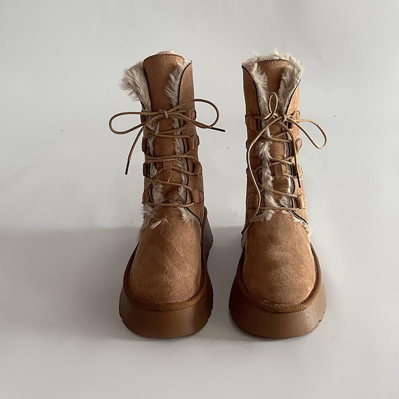 Korean version of medium tube thick-soled Martin boots 2025 autumn and winter retro small man versatile velvet warm Northeast snow boots tide 40 малиновый
Korean version of medium tube thick-soled Martin boots 2025 autumn and winter retro small man versatile velvet warm Northeast snow boots tide 40 малиновый