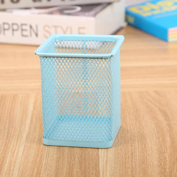 Simple Iron Mesh Pen Holder - Student Stationery Metal Mesh Art Desktop Organizer
Simple Iron Mesh Pen Holder - Student Stationery Metal Mesh Art Desktop Organizer