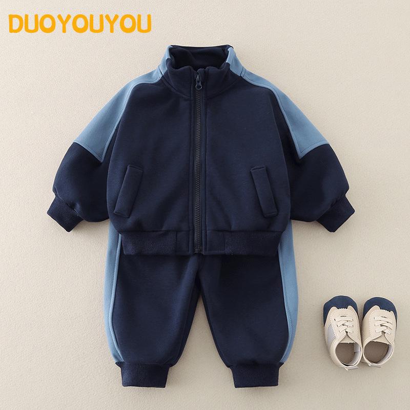 Spring & Autumn Korean Style Boys Cotton Sweatshirt and Sweatpants Set for Infants and Toddlers 80 cm темно-синього кольору
Spring & Autumn Korean Style Boys Cotton Sweatshirt and Sweatpants Set for Infants and Toddlers 80 cm темно-синього кольору