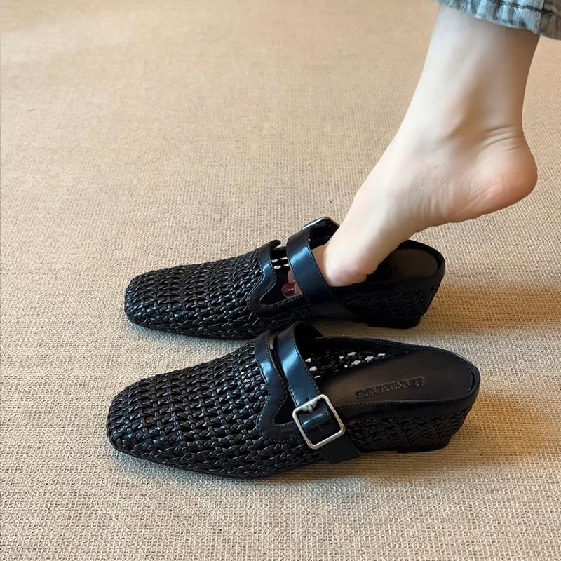 Sheepskin version~ Woven holiday slope heel bag head cool slippers women wear one-pedal belt buckle shoes 35
Sheepskin version~ Woven holiday slope heel bag head cool slippers women wear one-pedal belt buckle shoes 35