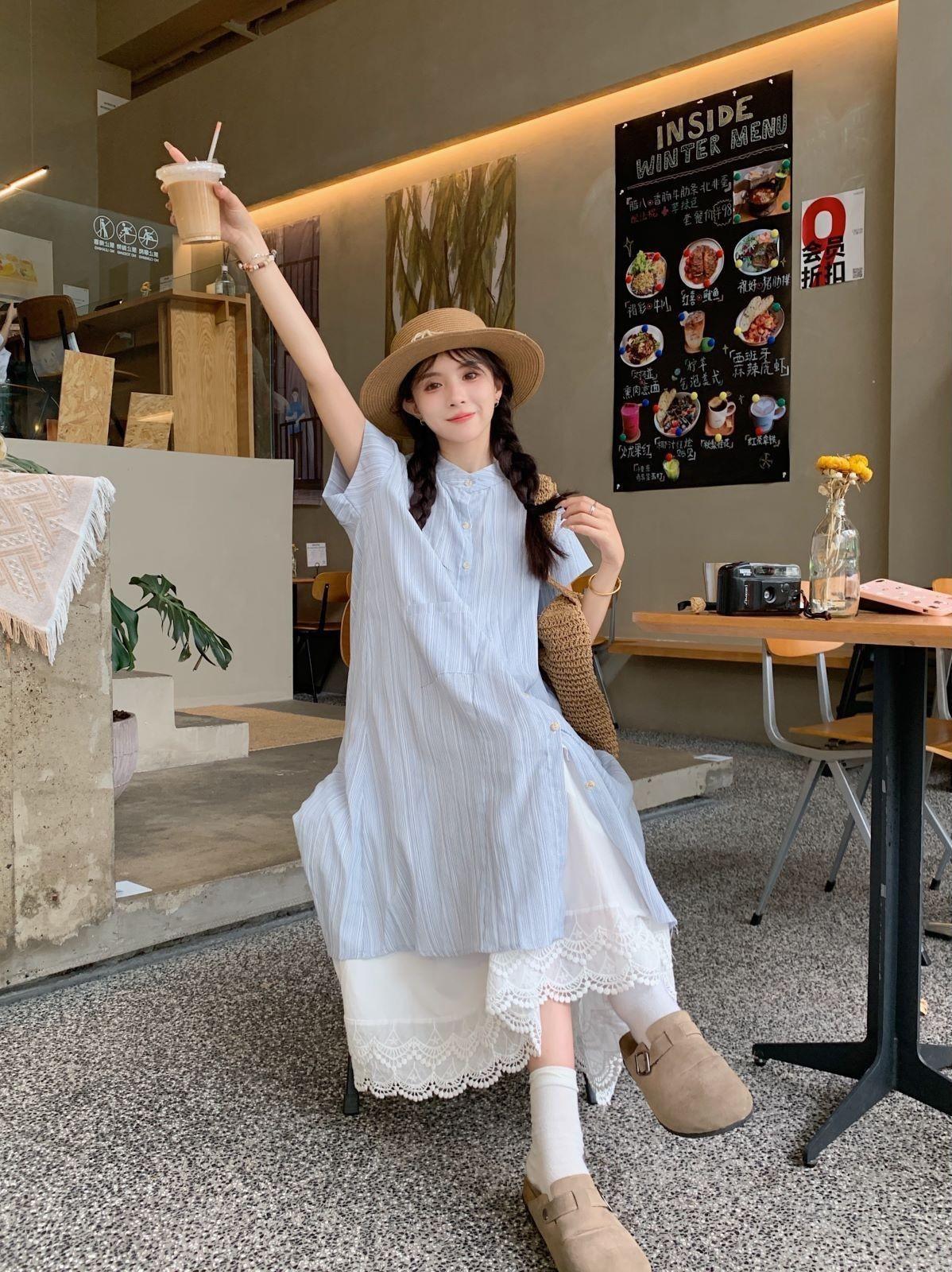 Blue striped short-sleeved shirt dress women s summer new Korean loose medium and long stacked A-shaped skirt XL
Blue striped short-sleeved shirt dress women s summer new Korean loose medium and long stacked A-shaped skirt XL