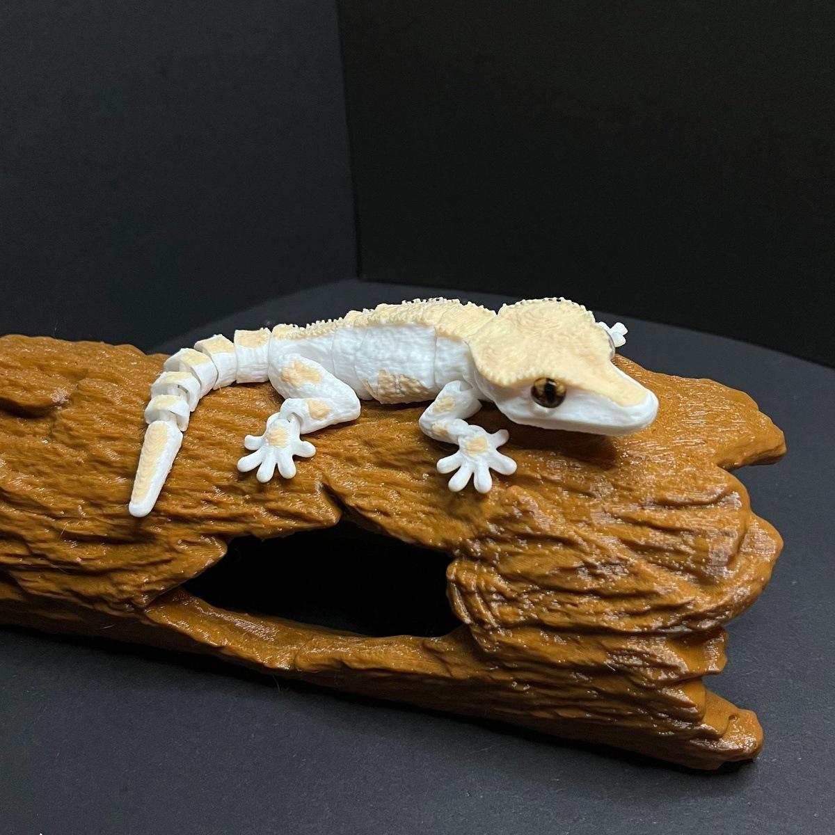 20cm Simulation Ciliary Horn Guardian Lizard Ecological 3D Printed Ornaments Joints Movable Animal Toy Model Desktop Decor Gifts
20cm Simulation Ciliary Horn Guardian Lizard Ecological 3D Printed Ornaments Joints Movable Animal Toy Model Desktop Decor Gifts
