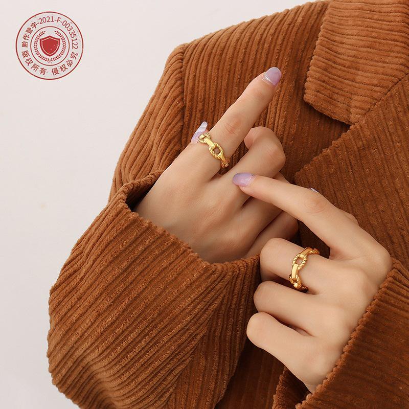 European & American Hip-Hop Style 18K Gold Plated Titanium Chain Ring - Creative Design A127 Size 7
European & American Hip-Hop Style 18K Gold Plated Titanium Chain Ring - Creative Design A127 Size 7