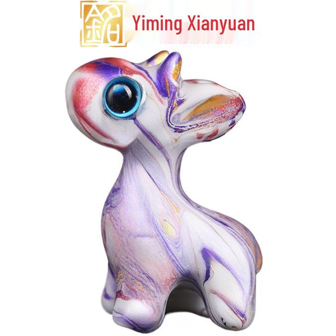 Painted Lacquer Little Deer: Cute Cartoon Wenge Wood Carving Tea Pet Ornament
Painted Lacquer Little Deer: Cute Cartoon Wenge Wood Carving Tea Pet Ornament