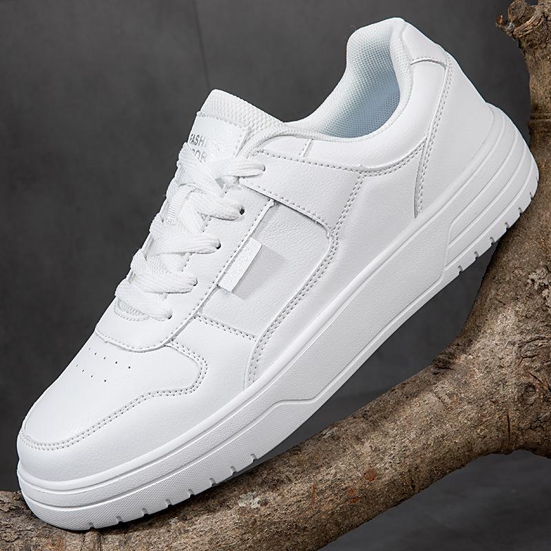 Spring new low-top round head solid color Korean version versatile lightweight soft-soled white shoes couple cold sticky board shoes 35
Spring new low-top round head solid color Korean version versatile lightweight soft-soled white shoes couple cold sticky board shoes 35