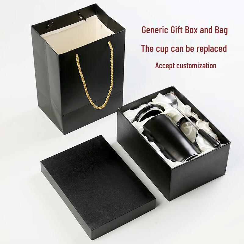 Dehua Wooden Handle Ceramic Mug
Dehua Wooden Handle Ceramic Mug