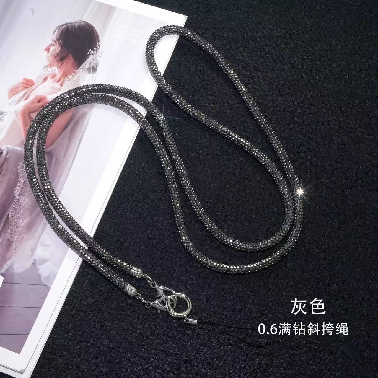 Glitter Rhinestone Phone Lanyard Phone Diamond Crystal Chain Straps Keychain Hanging Anti-lost Rope Mobile Phone Strap Other
Glitter Rhinestone Phone Lanyard Phone Diamond Crystal Chain Straps Keychain Hanging Anti-lost Rope Mobile Phone Strap Other