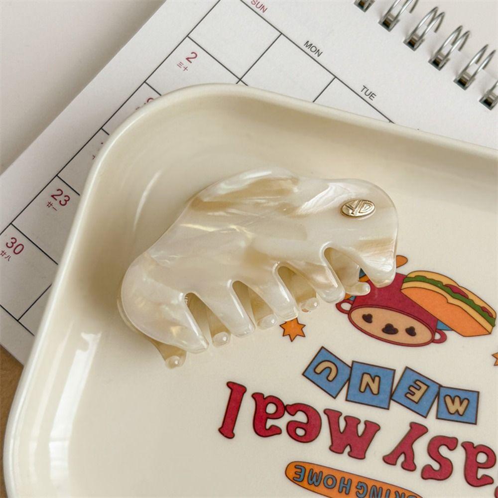 Colorful Fresh Acetate Hair Claw Sweet Hair Clip Fashion Cloud Shape Shark Clip Girls синий
Colorful Fresh Acetate Hair Claw Sweet Hair Clip Fashion Cloud Shape Shark Clip Girls синий