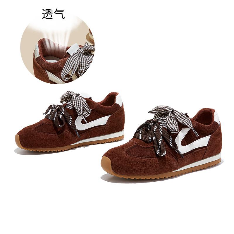 Leather German training shoes spring thick soles increase Forrest Gump shoes double shoelaces casual sports shoes women s shoes inner height increase 40 коричневий
Leather German training shoes spring thick soles increase Forrest Gump shoes double shoelaces casual sports shoes women s shoes inner height increase 40 коричневий