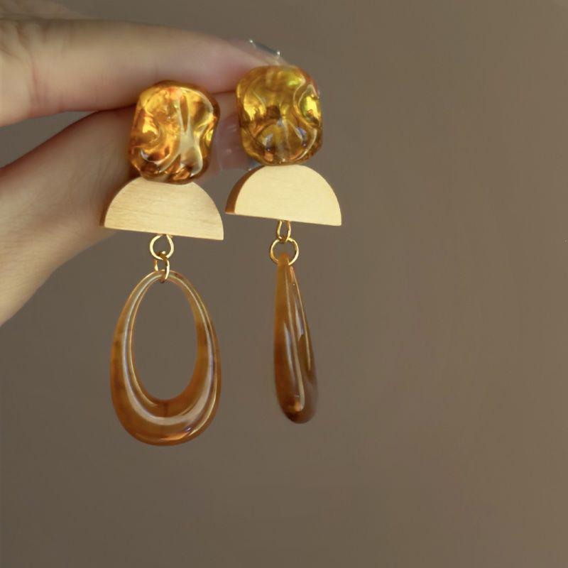 Асимметричные серьги-пусеты «Серебряная игла» с тигровым глазом - Ретро, универсальный и роскошный аксессуар высокого класса
Асимметричные серьги-пусеты «Серебряная игла» с тигровым глазом - Ретро, универсальный и роскошный аксессуар высокого класса