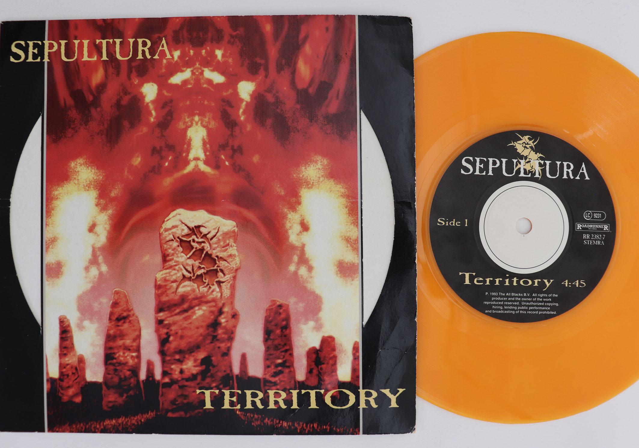 7inch Record SEPULTURA - Territory / Policia RR23827 ROADRUNNER 1993 Netherland Metal Used
7inch Record SEPULTURA - Territory / Policia RR23827 ROADRUNNER 1993 Netherland Metal Used