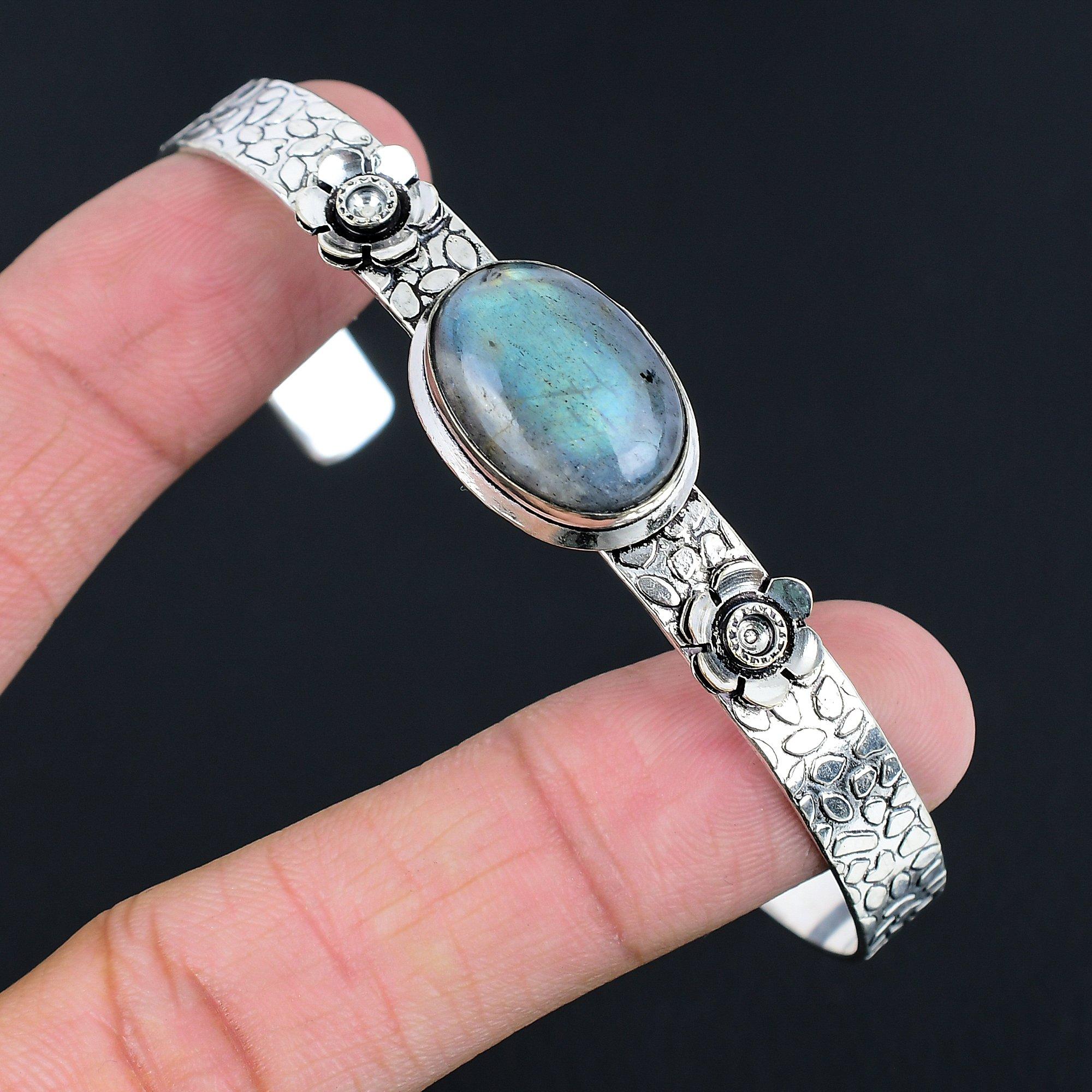 Daughters Day Sale 925 Sterling Silver Oval Natural Labradorite Sister Bangle Adjustable
Daughters Day Sale 925 Sterling Silver Oval Natural Labradorite Sister Bangle Adjustable