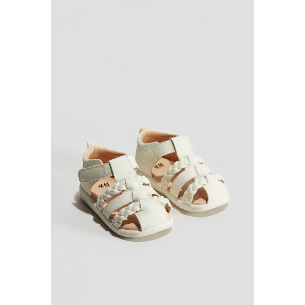 H M strap sandals white
H M strap sandals white