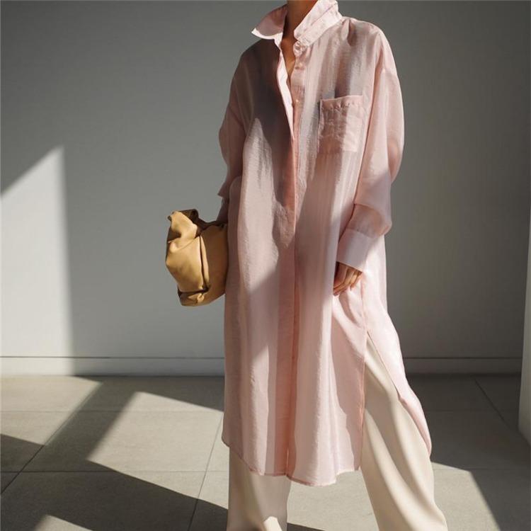 Korean Long Women Cardigan Sun Protection Summer Blouses Simple All Match Loose Slits Female Shirts S розовый
Korean Long Women Cardigan Sun Protection Summer Blouses Simple All Match Loose Slits Female Shirts S розовый