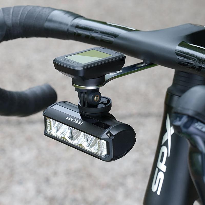 ESLNF 1750LM Bicycle Front Light Waterproof Flashlight USB Charging MTB Road Cycling Lamp LED Bicycle Light 1500-2000 Lumen&3000-5000 Mah
ESLNF 1750LM Bicycle Front Light Waterproof Flashlight USB Charging MTB Road Cycling Lamp LED Bicycle Light 1500-2000 Lumen&3000-5000 Mah