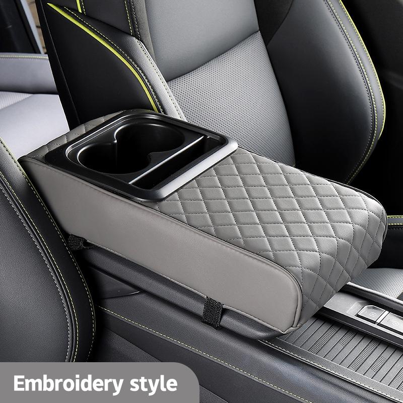 Ящик для хранения центральной консоли автомобиля с подстаканником, подушка для подлокотника автомобиля, чехол для подлокотника с подставкой для телефона для грузовых автомобилей A2
Ящик для хранения центральной консоли автомобиля с подстаканником, подушка для подлокотника автомобиля, чехол для подлокотника с подставкой для телефона для грузовых автомобилей A2