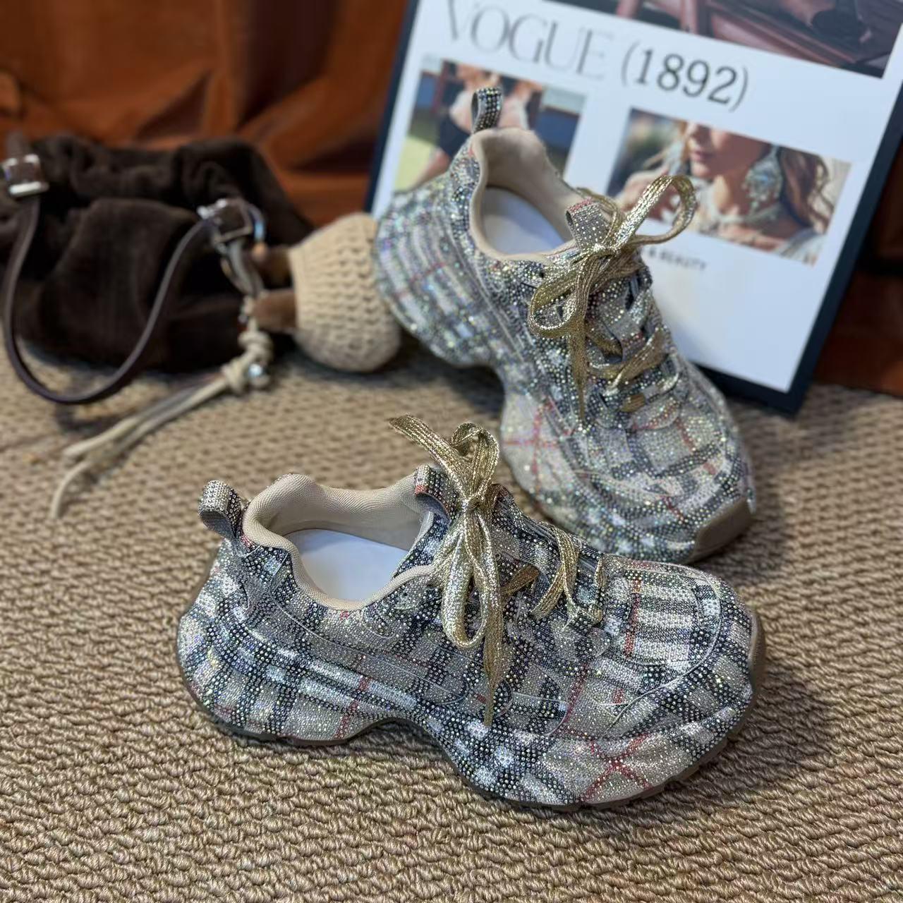 Women s 2025 Winter Rhinestone Chunky Sneakers - Lace-Up Platform Casual Travel Shoes Size 38
Women s 2025 Winter Rhinestone Chunky Sneakers - Lace-Up Platform Casual Travel Shoes Size 38