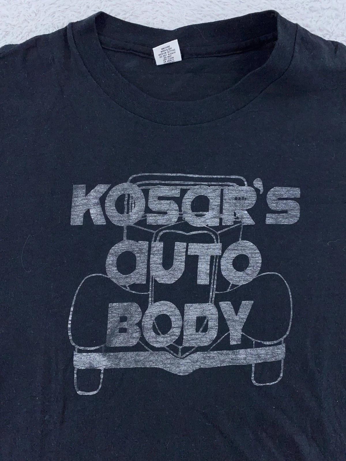 Vintage Kosar s Auto Body Shirt Mens Medium Black Car Repair Garage 70s Tee 4XL
Vintage Kosar s Auto Body Shirt Mens Medium Black Car Repair Garage 70s Tee 4XL