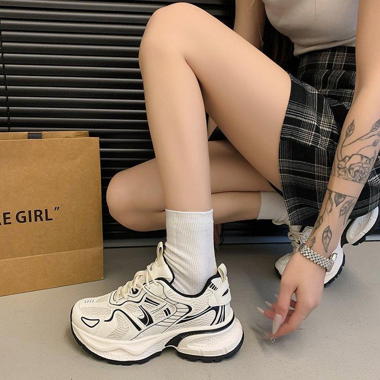 Daddy Shoes Женские Ins Tide Fall Толстая подошва Увеличивающие кроссовки Muffin Shoes для спорта и отдыха 40 белый
Daddy Shoes Женские Ins Tide Fall Толстая подошва Увеличивающие кроссовки Muffin Shoes для спорта и отдыха 40 белый