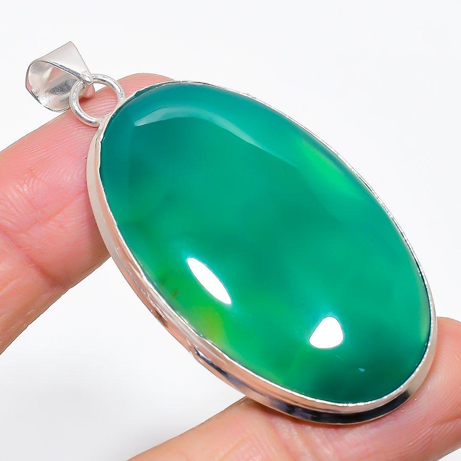 Green Onyx Gemstone Handmade 925 Sterling Silver Jewelry Pendant 2.56 KJ-139
Green Onyx Gemstone Handmade 925 Sterling Silver Jewelry Pendant 2.56 KJ-139
