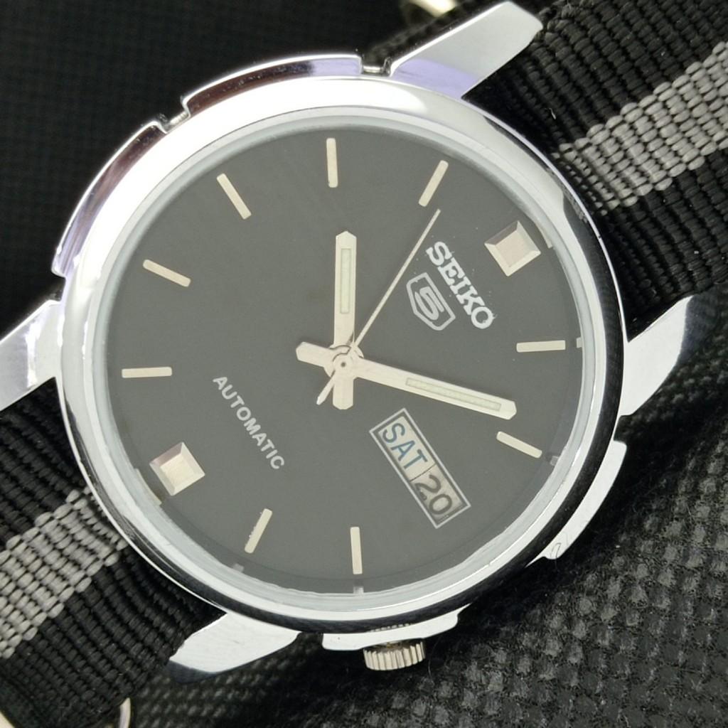 REFURBISHED VINTAGE SEIKO 5 AUTO 7009A JAPAN MENS D/D BLACK WATCH 588a-a310234-2 SKU588a-a310234
REFURBISHED VINTAGE SEIKO 5 AUTO 7009A JAPAN MENS D/D BLACK WATCH 588a-a310234-2 SKU588a-a310234