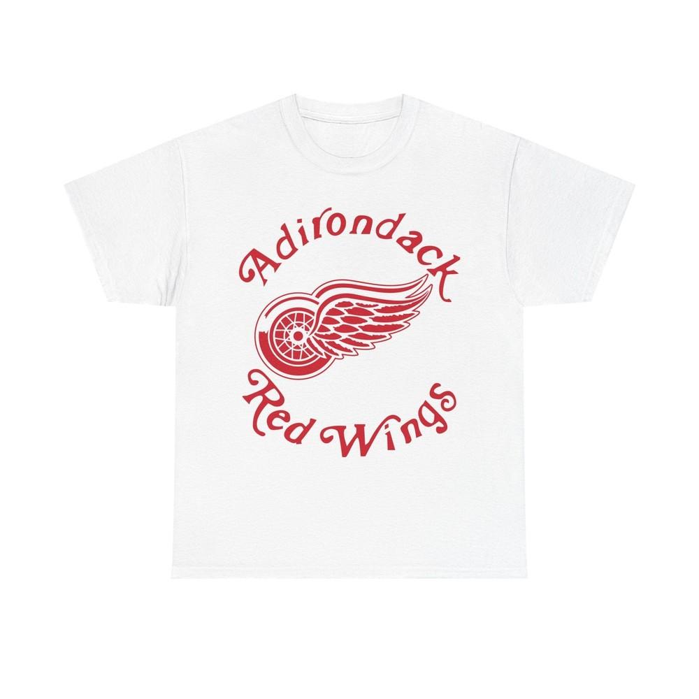 Adirondack Red Wings 1979 New York Hockey T-shirt 3XL
Adirondack Red Wings 1979 New York Hockey T-shirt 3XL