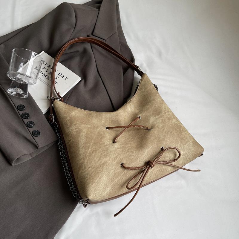 Нова проста сумка для відпочинку 2024 р. Літня сумка для відпочинку на плечі цього року популярна сумка на подвійне плече великої місткості Without pendant хакі
Нова проста сумка для відпочинку 2024 р. Літня сумка для відпочинку на плечі цього року популярна сумка на подвійне плече великої місткості Without pendant хакі