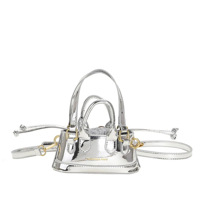 Mini Crossbody Bags for Woman New 2026 Fashion Lacquer Leather Shiny Face Shoulder Small Square Bag Ins Shell Women s Handbag
Mini Crossbody Bags for Woman New 2026 Fashion Lacquer Leather Shiny Face Shoulder Small Square Bag Ins Shell Women s Handbag