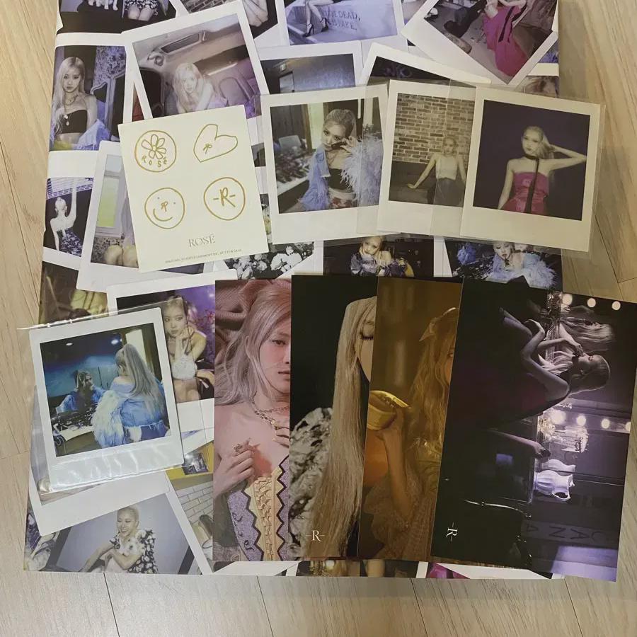 

Blackpink Rose Special Edition Photobook Limited R