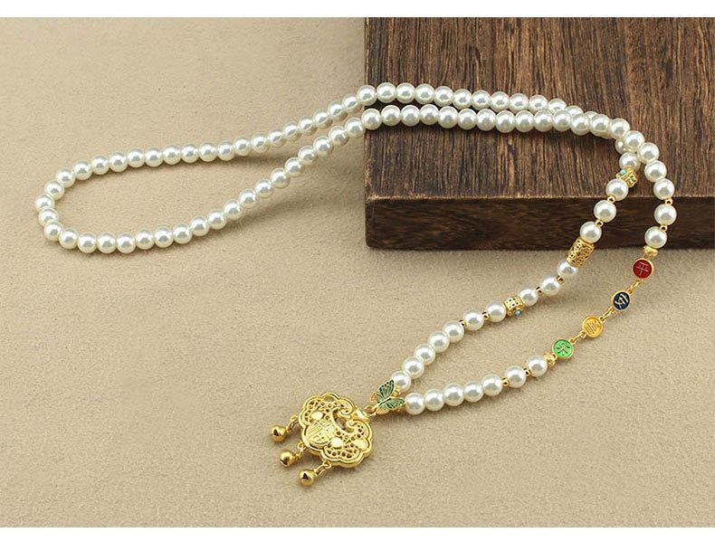 Elegant Ruyi Lock Pearl Necklace - Unique Retro Style for Women