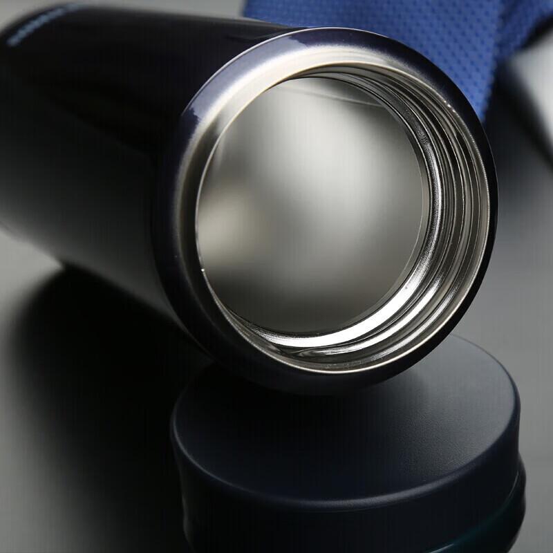 Thermos JNO-501 Lightweight Stainless Steel Vacuum Flask