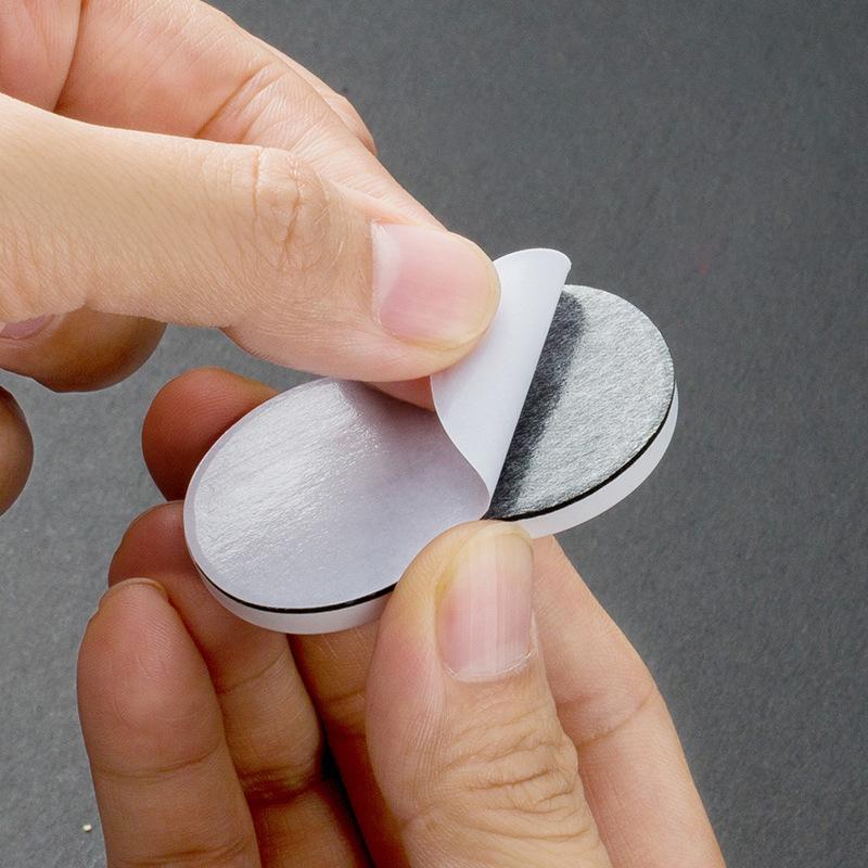 1/4 Stück Praktische selbstklebende Mini-Lenkrolle mit 360-Grad-Schwenkrädern, Universal-Rollen für Möbel, Aufbewahrungsbox, mobile kleine Räder