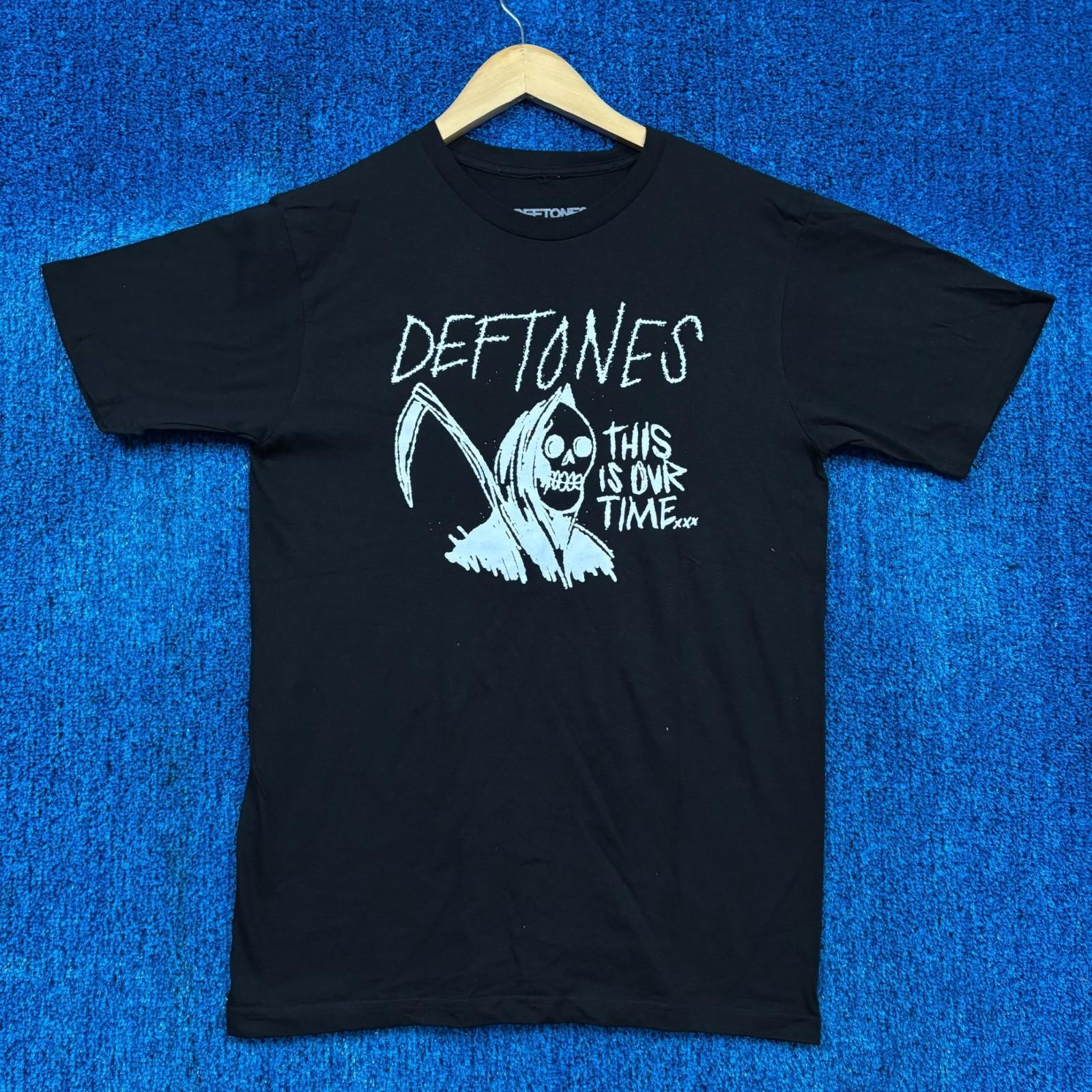 Deftones This Is Our Time... Rock T-Shirt Size Small Unisex T-Shirt M