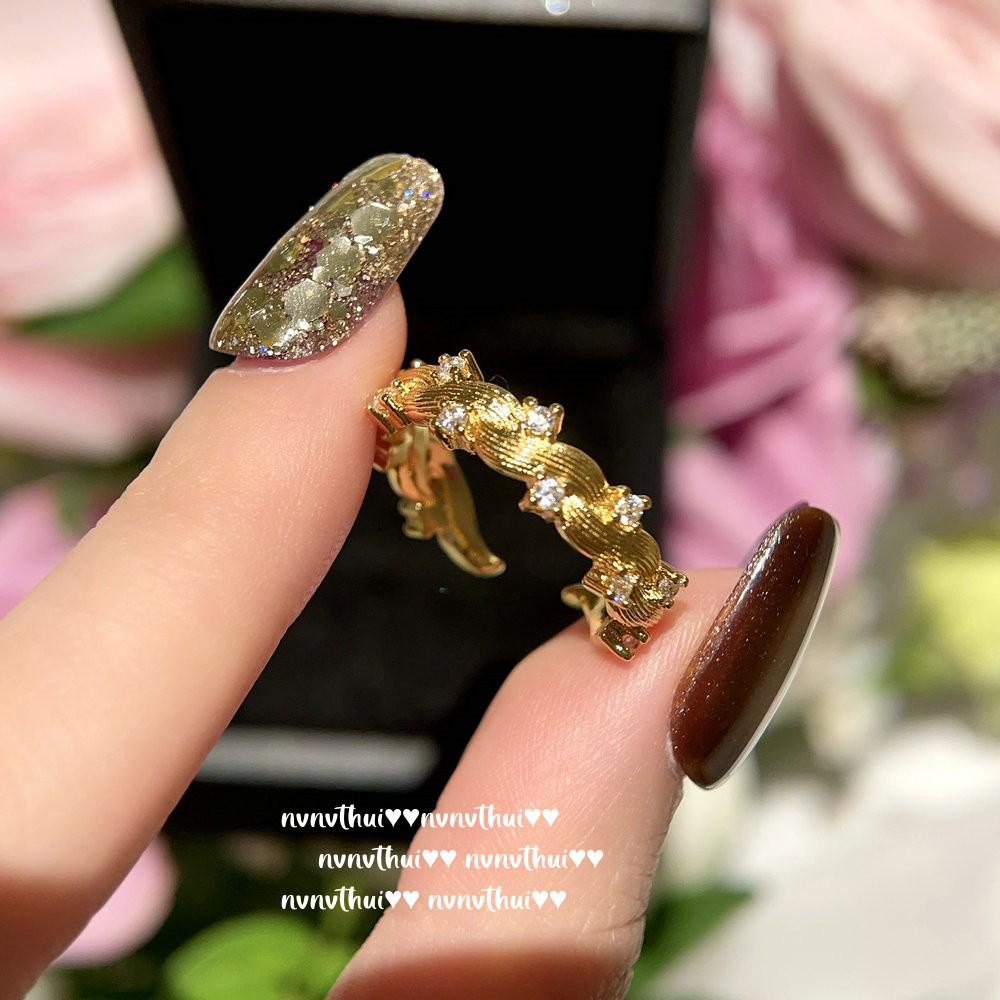 18K Gold Plated Italian Vintage Thorn Vine Gemstone & Flower Ring