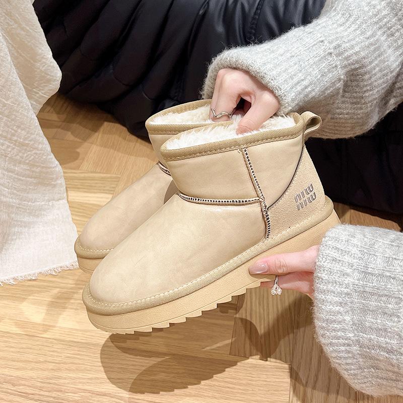 

Женские зимние ботинки 2025 новые хлопковые ботинки с набивкой и утолщенной подошвой, зимние теплые хлопковые ботинки с толстой нескользящей подошвой для женщин 41