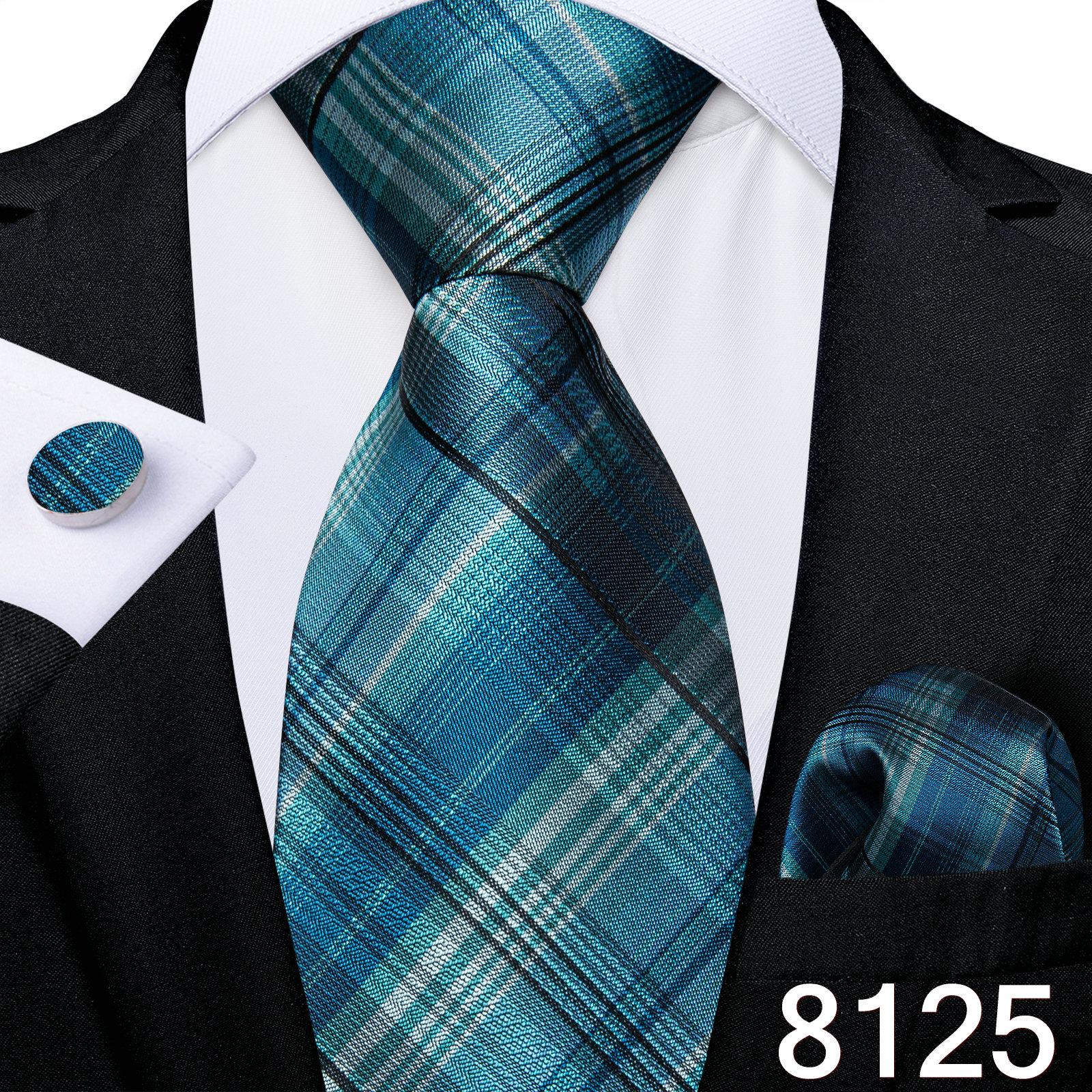 

Мужской деловой набор : шёлковый галстук в клетку и запонки N-8125