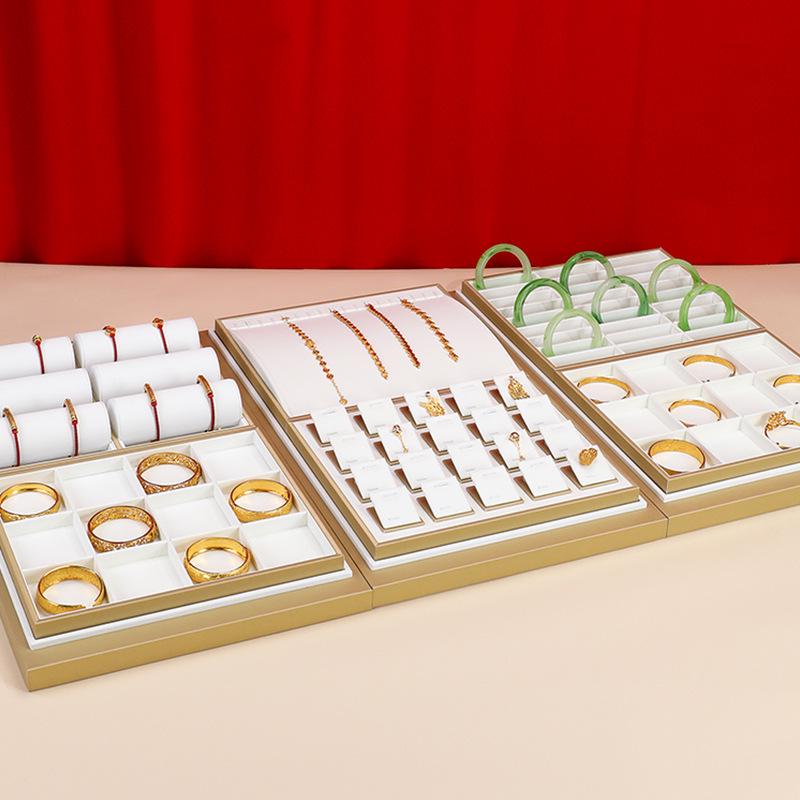 Ya Yu Jin Bai Jewelry Display Tray for Bracelets, Ear Studs, Necklaces - Silver & Gold